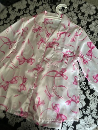 Pijama Seda Rosa y Blanco Nuevo
