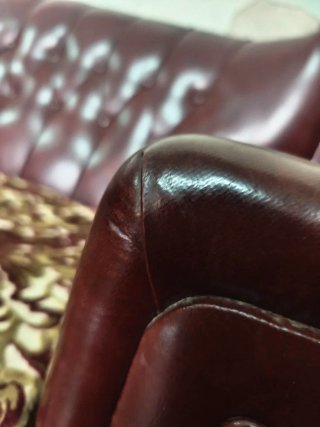 Conjunto sofá + 2 sillones vintage burdeos