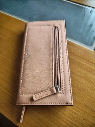 Cartera mujer beige con cremallera