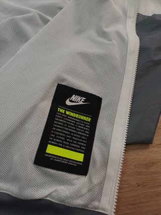 Chaqueta Cortavientos Nike | Talla M