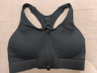 Reggiseno sportivo Decathlon con chiusura frontale