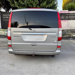 Mercedes-Benz Viano 2010