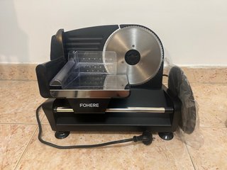 Cortafiambres / Cortadora Eléctrica FOHERE 200W
