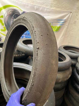 Neumático Slick Bridgestone Battlax V03