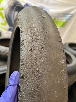 Neumático Slick Bridgestone Battlax V03