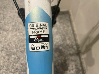 Bicicleta Megamo Alloy 6061 infantil