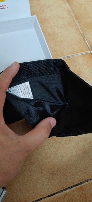 Cartera Carhartt Negra Nueva Con Caja
