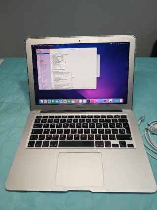 MacBook Air 13 i7 8GB 256GB SSD - Batería Nueva