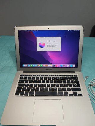MacBook Air 13 i7 8GB 256GB SSD - Batería Nueva