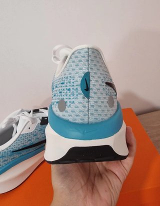 T46 Zapatillas Nike Vomero 17