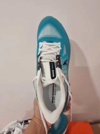 T46 Zapatillas Nike Vomero 17