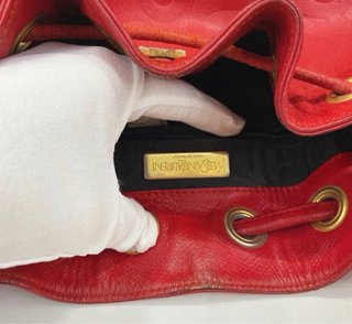 Borsa a secchiello Yves Saint Laurent Signature