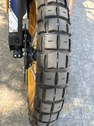 Voge 800 Rally Reestreno