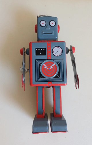 Robot di latta vintage