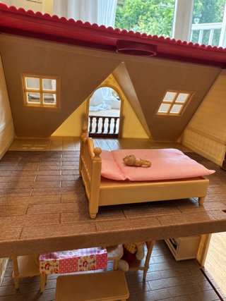 Casa Sylvanian Families con 7 figuras