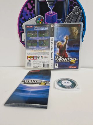Pro Evolution Soccer 5 (PSP)