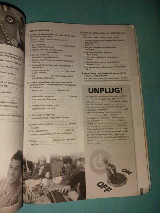 Living English 1 Bachillerato. Student's book
