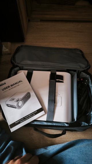 Proyector WiMiUS con Maletín