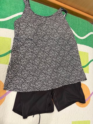 Bañador tipo pantalon Decathlon