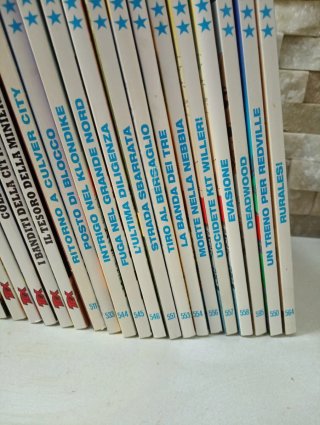 23 fumetti Tex vari numeri e stampe
