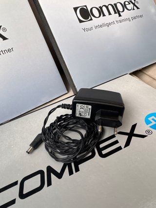 COMPEX CARGADOR ORIGINAL EQUIPOS ANTIGUOS