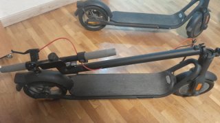 2 Patinetes Eléctricos Navee V40 iPro
