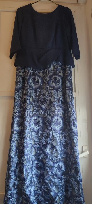 Vestido de Madrina Azul con Bolso y Zapatos