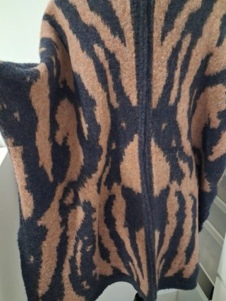 Poncho Bimba y Lola Talla Única, como nuevo
