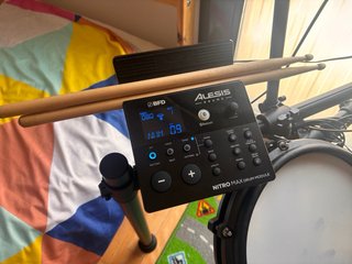 Batería Electrónica Alesis nitro max