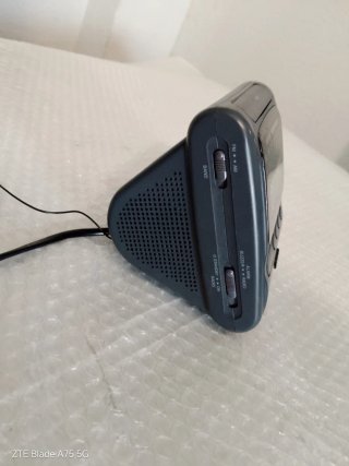 Radio Despertador AIWA. FR-A2Z. Años 90.