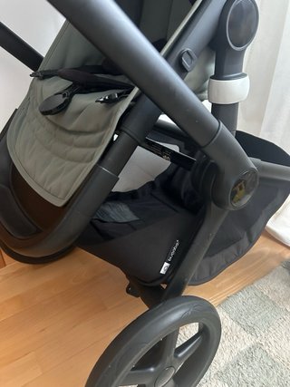 BUGABOO FOX 5 + CAPAZO + CAJA ORIGINAL