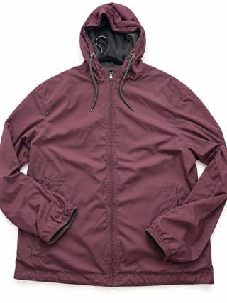 Chaqueta Reversible C&A Burdeos y Negra XL