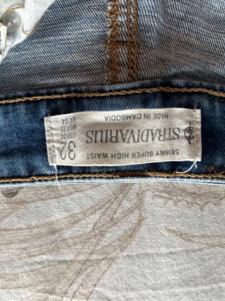 Pantalón vaquero niña talla 32