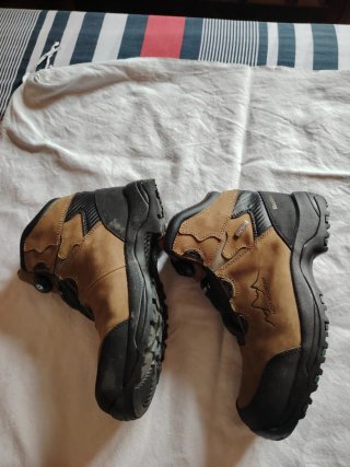 Botas de montaña Paredes