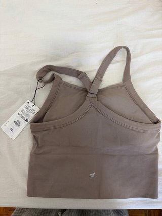 Top sportivo beige Primark