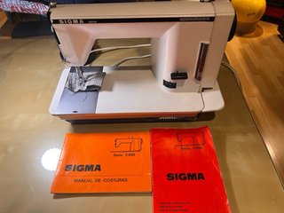 Máquina de Coser Sigma 2000