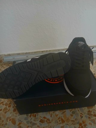 Zapatillas Munich Negras Talla 44