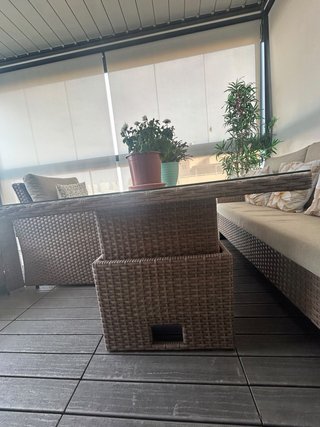 Conjunto terraza ratán: sofá, sillones y mesa