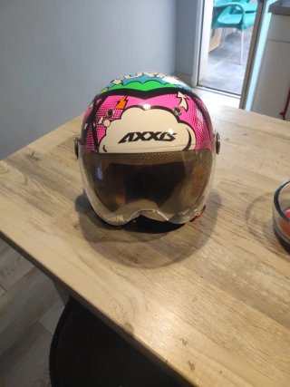 Casco Axxis Infantil Diseño Comic