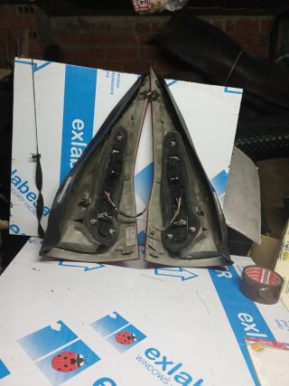 2 Pilotos Traseros Renault Megane II