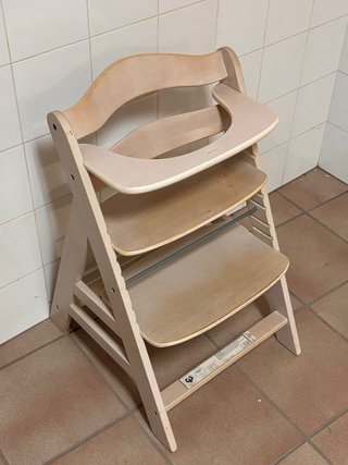 Trona evolutiva de madera