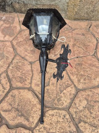Farol Exterior de Forja Negro