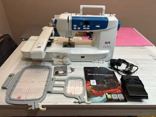 Máquina de coser y bordar Alfa Dúo.