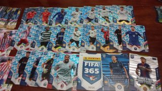 Lote 300 Cromos FIFA 365 2025-2026