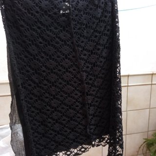 Falda de encaje negra