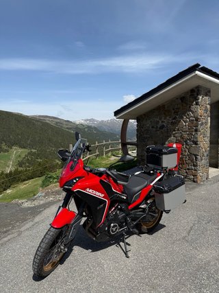 Moto Morini X-Cape 649 Gold