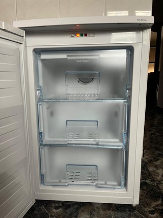 Congelador Bajo Encimera Beko No Frost