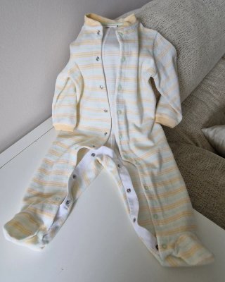 Pijama Bebé sin estrenar Prenatal 9-12 Meses