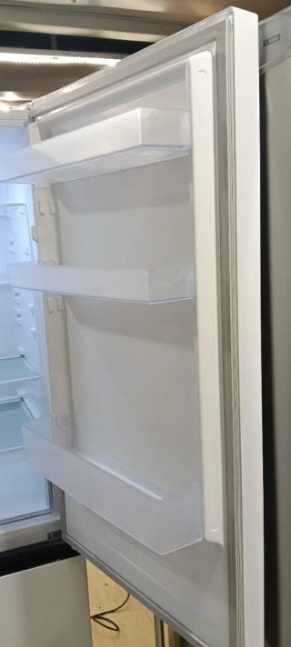NEVERA COMBI HISENSE NO FROST ENERGÍA A+