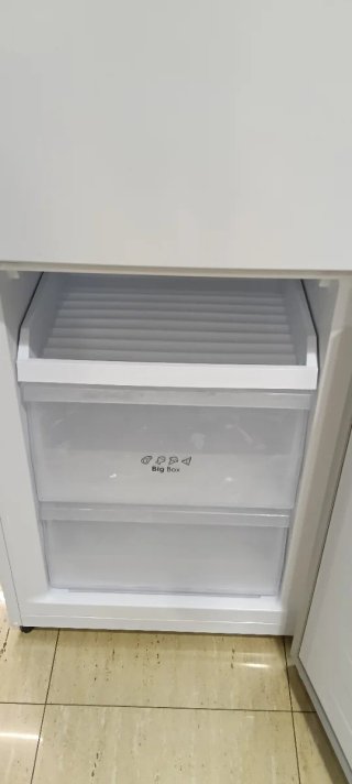 NEVERA COMBI HISENSE NO FROST ENERGÍA A+